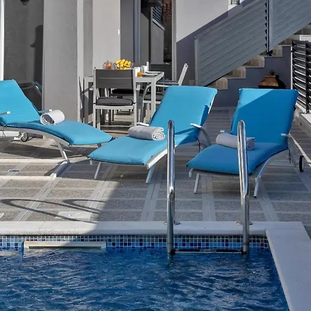 Lotte With Private Pool In The Center! Apartment